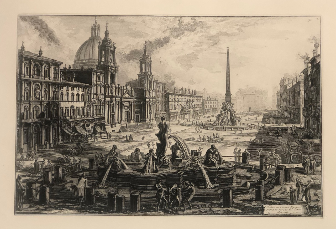 Veduta di piazza sopra le rovine del circo