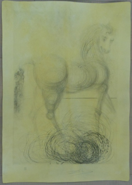 La ville adorante que traverse en silence le cheval aux sabots enveloppes par les dieux II