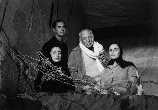 Picasso con L. M. Dominguín, Jacqueline y Lucía Bosé